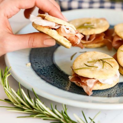 Focaccine veloci senza lievito: la ricetta perfettaalt