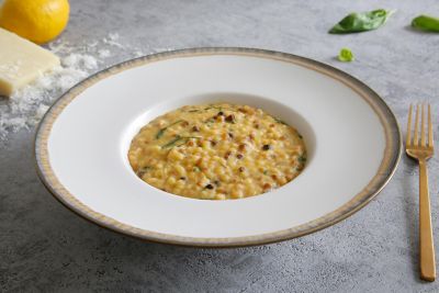 Fregola con canocchie e datterino gialloalt