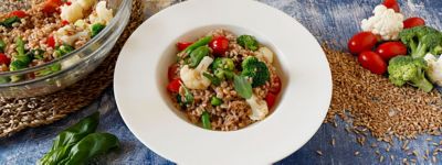Come cucinare il farro: consigli e ricette per gustarlo