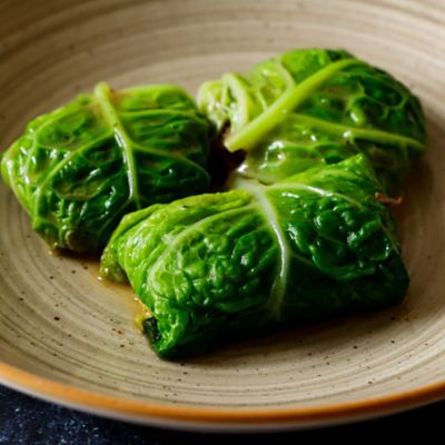 Involtini di verza con bollito