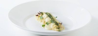 Maccheroncini al parmigiano con polvere di limonealt