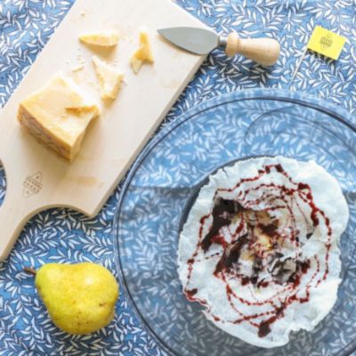 Millefoglie di Grana Padano, pere e cioccolato