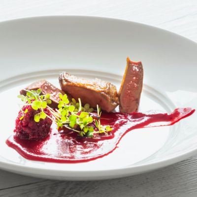Petto di piccione e salsa ai frutti rossialt
