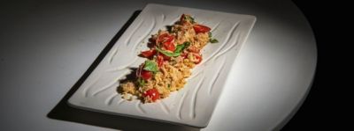 Cous cous con tonno, pomodorini e basilicoalt