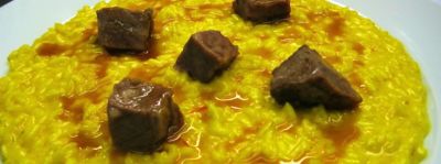 Risotto alla milanese con cubi di guancia di vitelloalt