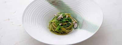 Spaghetti integrali con pesto di cime di rapa e semi di girasolealt