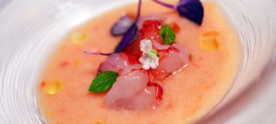Tartare di gambero viola con gazpacho di cuore di buealt