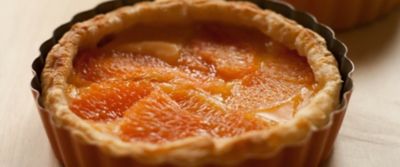 Tatin di sfoglia con marmellata di clementine e spicchi d'aranciaalt