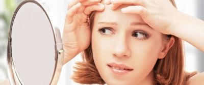 Pelle grassa e punti neri: cause e rimedi in cucina