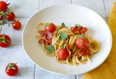 Spaghetti alla chitarra con pomodori allo sherryalt