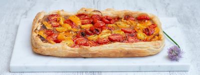 Tarte tatin ai pomodorini e pasta filloalt