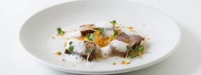 Tataki di tonno con maionese di pomodoro e aria di wasabialt