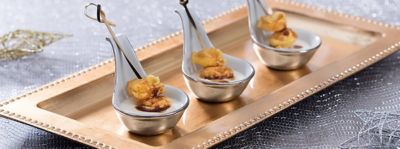 Tortellino croccante su morbido di parmigiano e aceto balsamicoalt