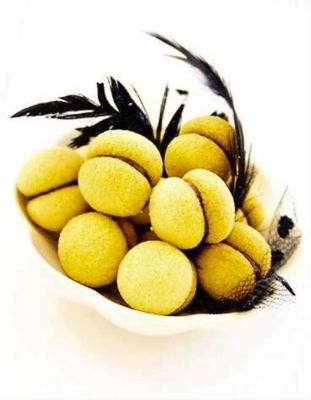 Baci di dama con mandorle d'Avolaalt