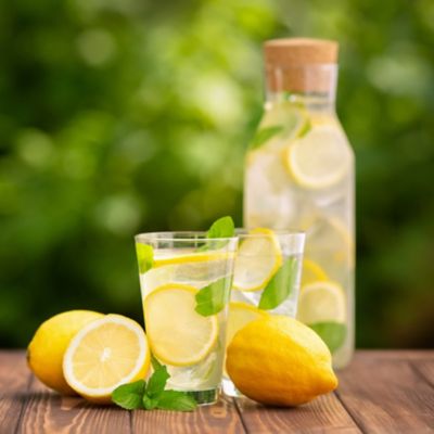 Perchè bere acqua e limone? Tutti i benefici!
