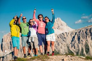Calici di stelle 2014: nei rifugi di Cortina si brinda con il Conegliano Valdobbiadene