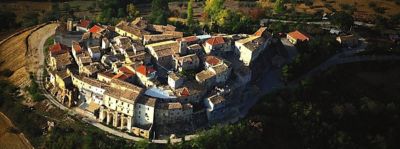 Castelbasso nel cuore dell'Abruzzo