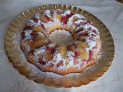 Ciambella senza lattosio ai frutti di bosco alt