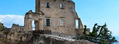Cosenza, l'antica capitale dei Bruzi tra mazzacorde e bucchinotti