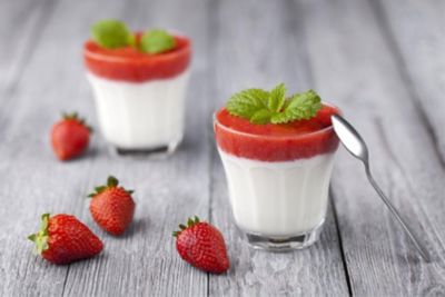Crema di yogurt greco con fragolealt