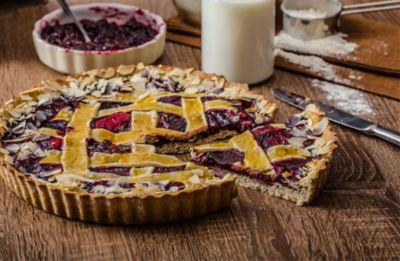 Crostata di ciliegie di Puglia e mandorlealt