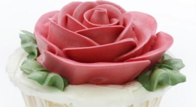 Cupcake con la Rosa per la Festa della Mamma: un dolce regaloalt