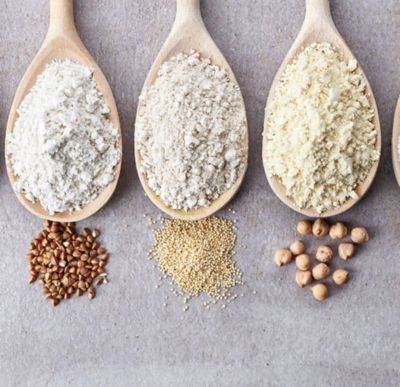 Farine di frutta secca senza glutine: mandorle, noci, nocciole e arachidi