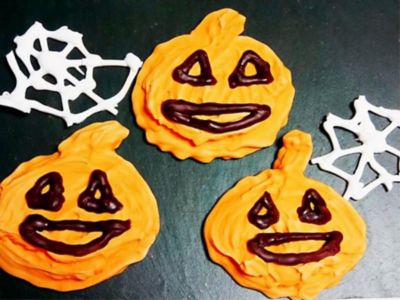 Finte zucche di Halloween con meringa e crème ganachealt