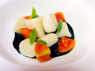 Gnocchetti di patate e sfoglia di seppia alt