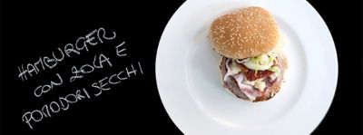 Hamburger con zola, pancetta e pomodori secchialt