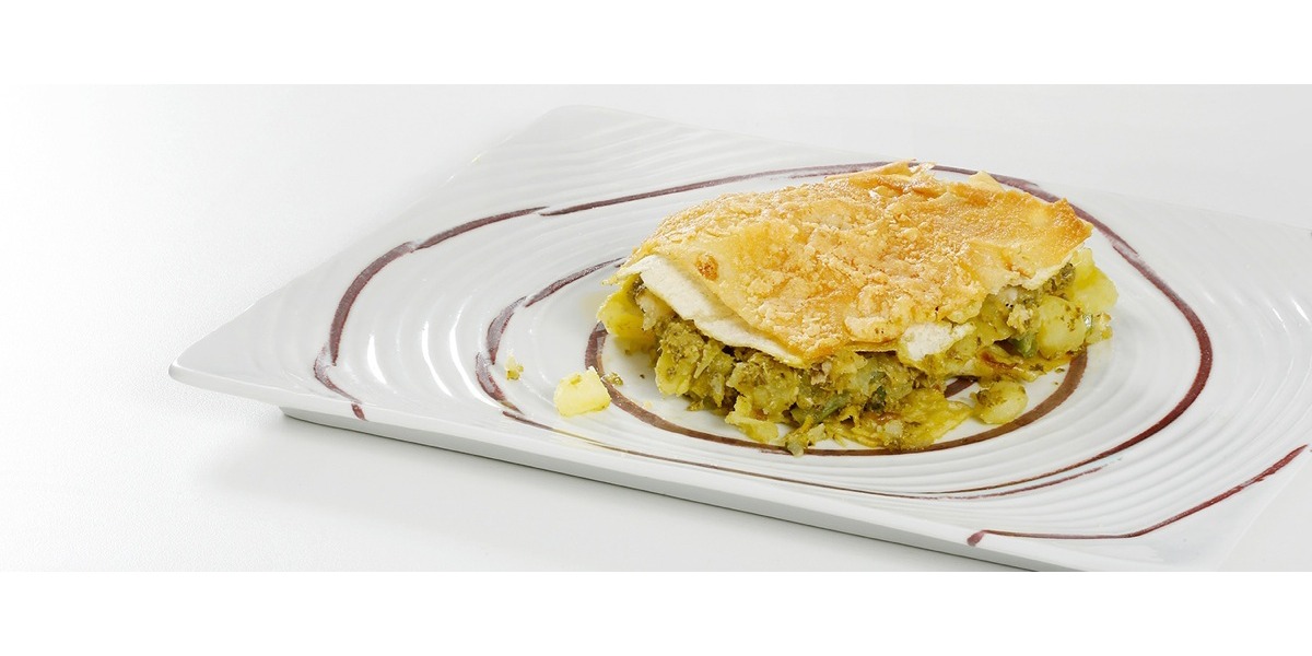 Lasagna di pane carasau con patate, fagiolini e pesto genovese