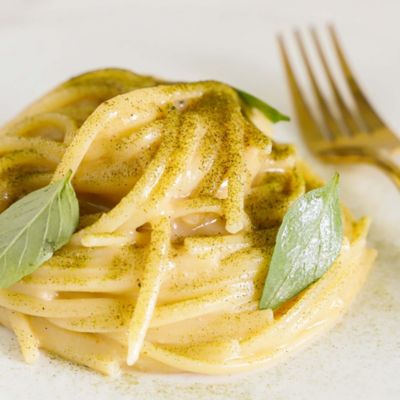 Linguine con crema di pane, cozze e caciocavalloalt
