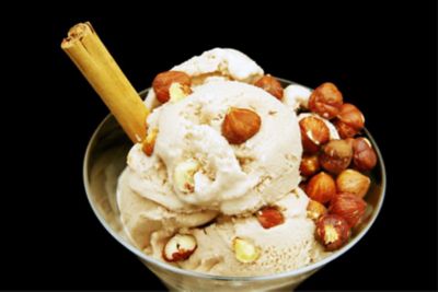 Macedonia d'autunno con gelato alla nocciolaalt