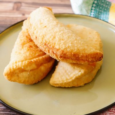 Panzerotti prosciutto e mozzarella, la variante pugliesealt