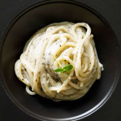 Pasta con salsa tartufataalt