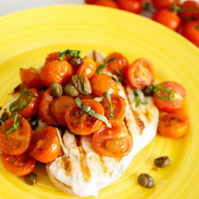 Petto di pollo alla pizzaiola: ricetta light e stuzzicantealt