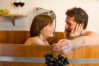 più giovani con l'uva alle terme Merano