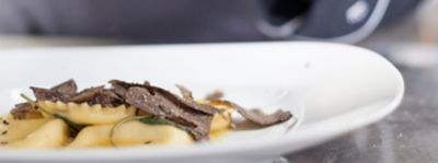 Ravioli di broccolo con ricotta di pecora e tartufoalt