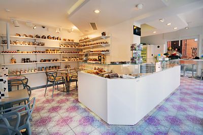 Regina di Quadri, l'alta pasticceria riapre le porte a Bologna