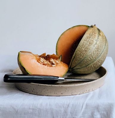 Melone: curiosità e proprietà di una delizia estiva