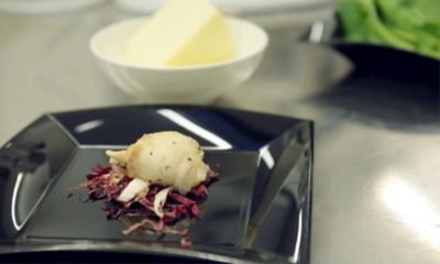 Rotolini di gallina ruspante al forno con Provolone Valpadana Dopalt