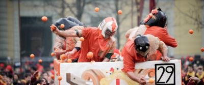 Ivrea, i fasti del carnevale all'ombra della Serra Morenica
