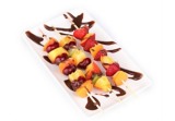 Spiedini di frutta caramellata al limone alt