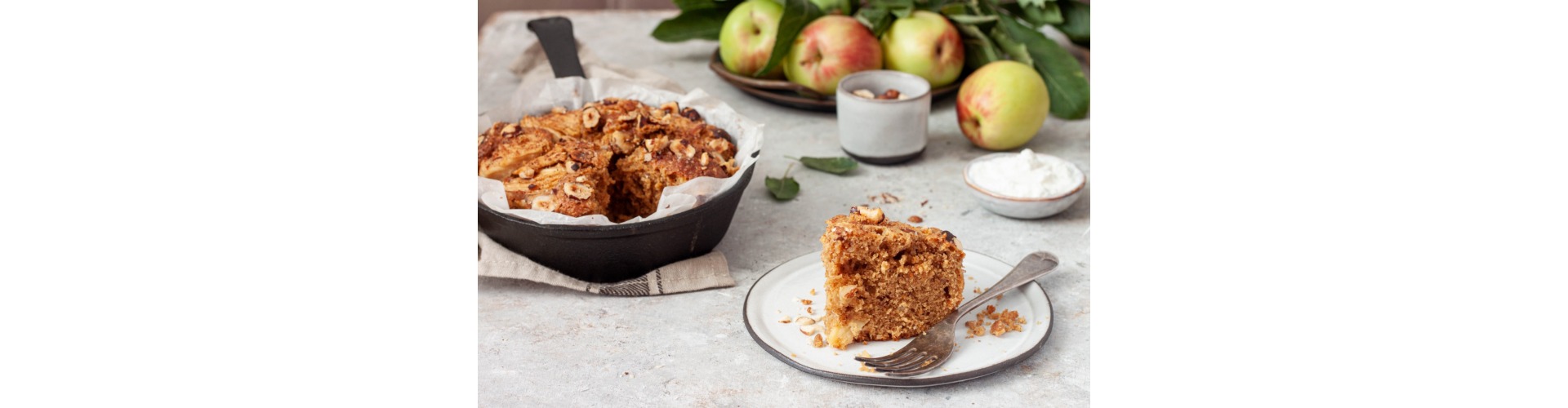 Torta di mele e nocciole: la ricetta classica di un dolce che ricorda l’infanzia alt