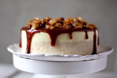 Torta di mele moderna con doppia bavaresealt