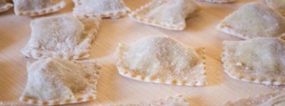 Tortelli di cotechino con purea di lenticchie e gelatina di lambruscoalt