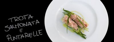 Trota salmonata e puntarellealt