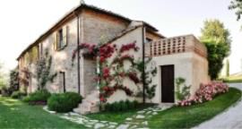 Urbino Resort Santi Giacomo e Filippo nel cuore del Montefeltro