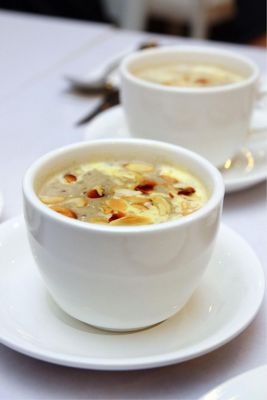 Zuppa dolce di mandorlealt