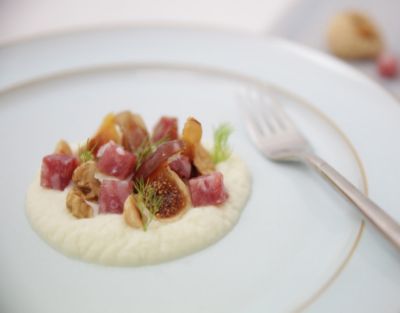 Zuppetta di cavolfiore con frutta secca e salame di Cremona Igpalt